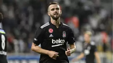 Beşiktaş'ın eski yıldızı 35 yaşında emekli oldu