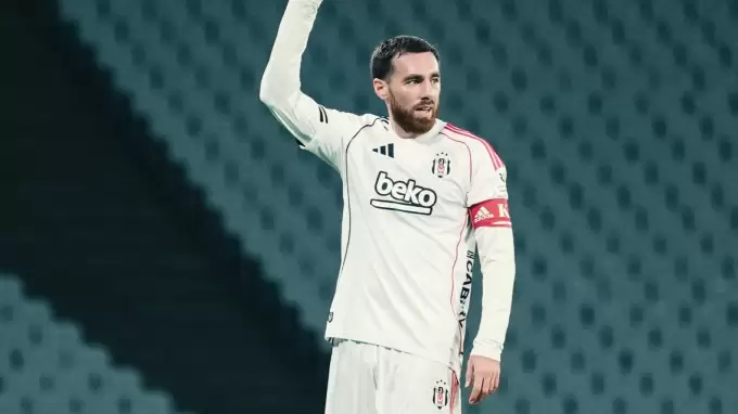Beşiktaş’ın kaptanı, maç sonu resti çekti: “Bu daha başlangıç!”