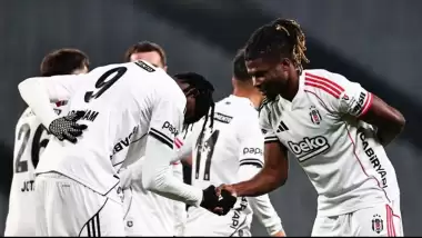 2-0’lık galibiyet yetmedi! Spor yazarlarından Beşiktaş’a net mesaj
