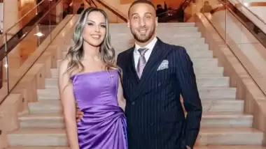 9 yıllık evlilik sona mı erdi? Cenk Tosun'dan boşanma iddialarına yanıt