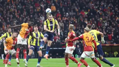 Yapay zekalar Fenerbahçe-Galatasaray derbisi sonucunu tahmin etti! Flaş sonuçlar...