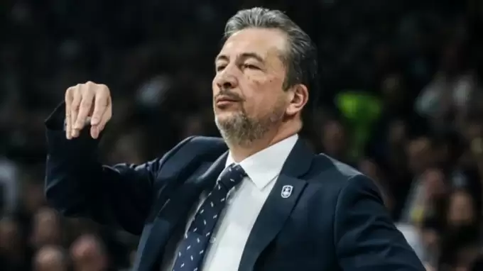 Anadolu Efes'te ibre eski koça döndü!