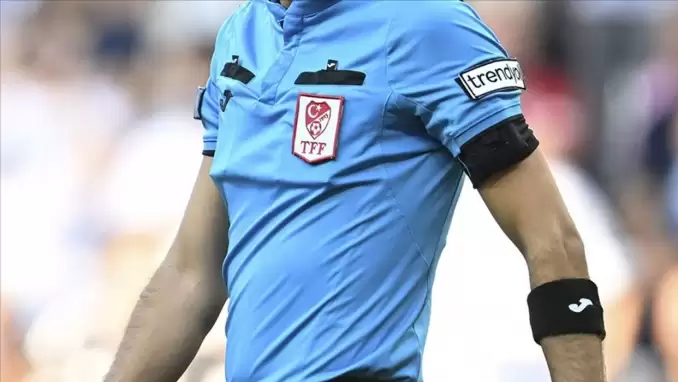 Hakemi darbeden futbolcu ile babası tutuklandı