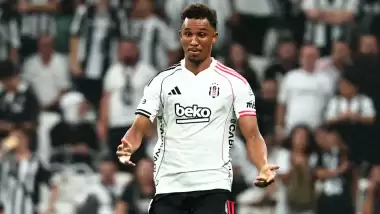 Almanlar duyurdu: Yıldız futbolcu Beşiktaş'tan ayrılmak istiyor!