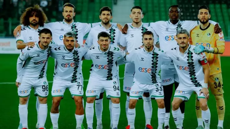 Sakaryaspor'da istifa şoku! Ağır yenilginin ardından görevi bıraktı...