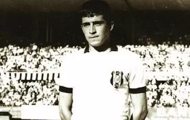 Beşiktaş'ın efsane futbolcusu hayatını kaybetti