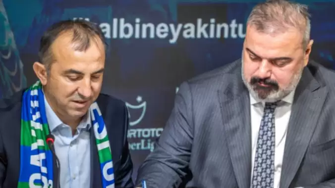 Çaykur Rizespor'da Recep Uçar imzayı attı