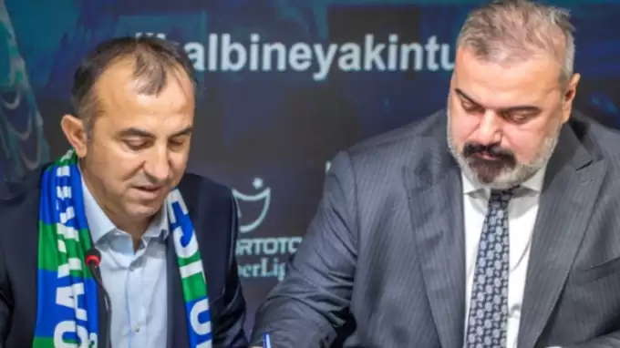 Çaykur Rizespor'da Recep Uçar imzayı attı