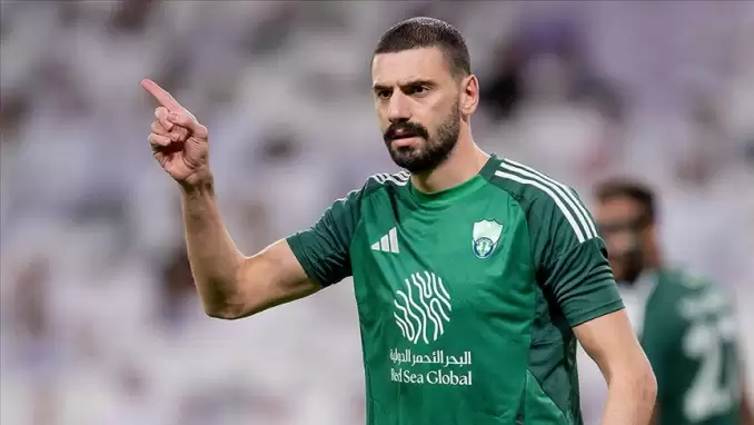 Al Ahli'de Merih Demiral gelişmesi! Sözleşme...