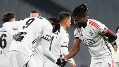 Beşiktaş'ta El Bilal Toure gelişmesi: Yönetim harekete geçti!
