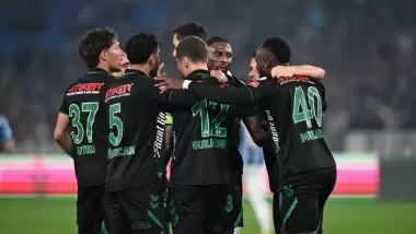 Armudun sapı, üzümün çöpü!