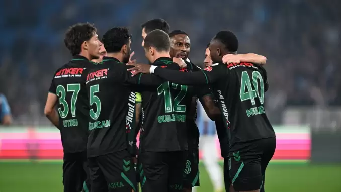 Armudun sapı, üzümün çöpü!