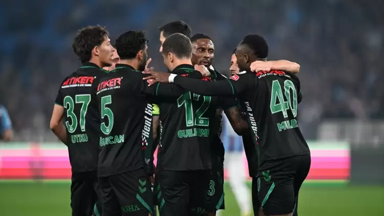 Armudun sapı, üzümün çöpü!