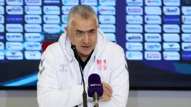 Canlı yayında transferi açıkladı: Devre arasında hücum hattına takviye...