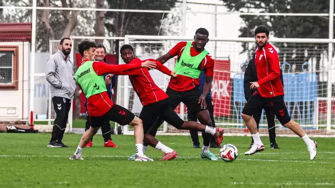 Samsunspor, Galatasaray deplasmanında 3 puan hedefliyor