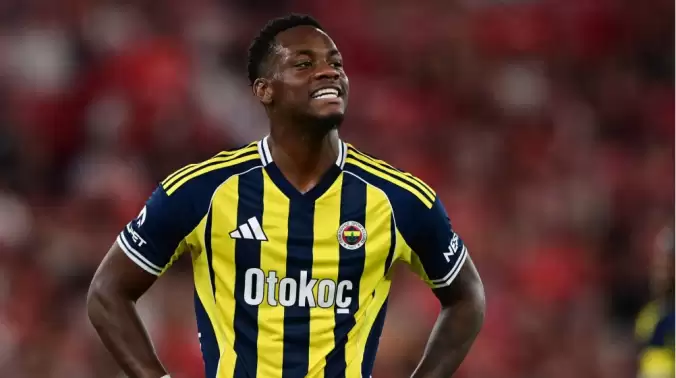 UEFA açıkladı, Jhon Duran'ın Avrupa Ligi'ndeki cezası belli oldu! İşte kaçıracağı maçlar...