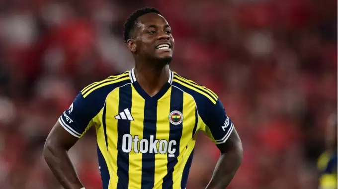 UEFA açıkladı, Jhon Duran'ın Avrupa Ligi'ndeki cezası belli oldu! İşte kaçıracağı maçlar...