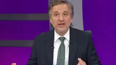 Galatasaray maçının ardından canlı yayında küplere bindi!