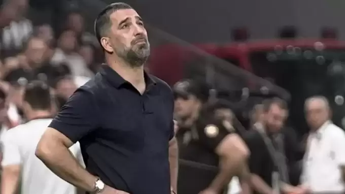 Arda Turan'ın Shakhtar Donetsk'i liderliği kaptırdı