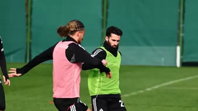 Rafa Silva göz boyuyor!