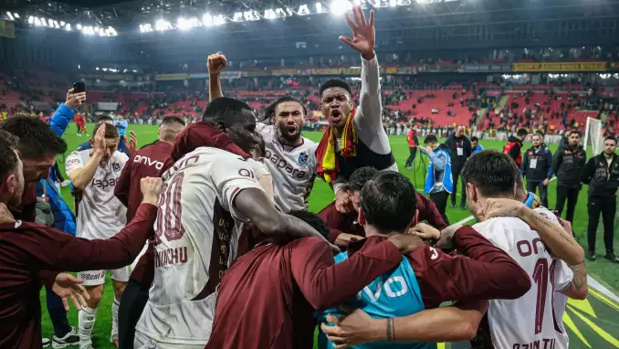 Avrupa'nın top kapma avcısı, Fatih Tekke'nin prensi: Tim Jabol-Folcarelli