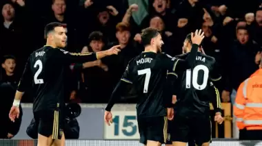 Bruno Fernandes yıldızlaştı ManU deplasmanda rahat kazandı!