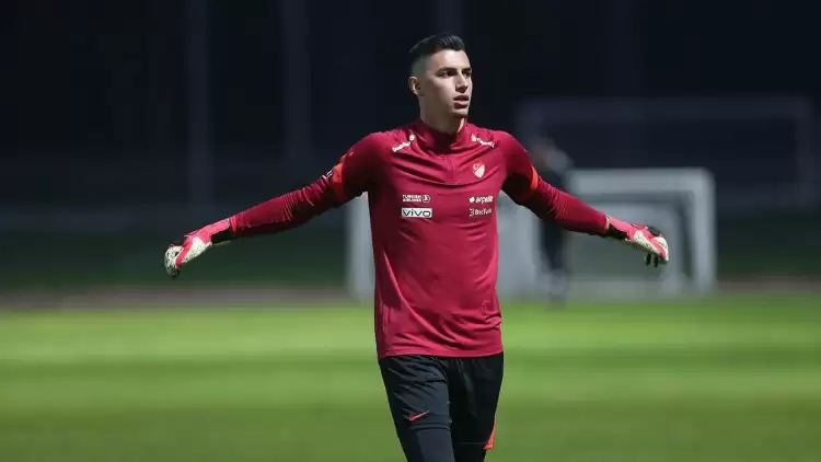 Berke Özer, Milli Takım'da yaşananları anlattı! "Kendi ülkemde değersiz bırakıldım, o gün yaptığımı yine yapardım"