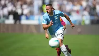Lazio ile sözleşme krizi yaşadı, Süper Lig devi devreye girdi!