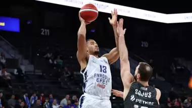 Anadolu Efes'in yeni başantrenörü belli oldu!