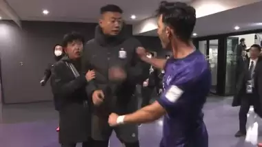 Tolgay Arslan çılgına döndü! Stat koridorunda kavga...