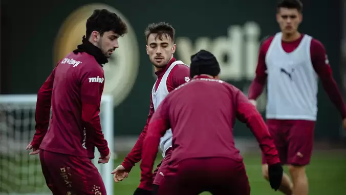 Galatasaray, Antalyaspor maçı hazırlıklarına başladı