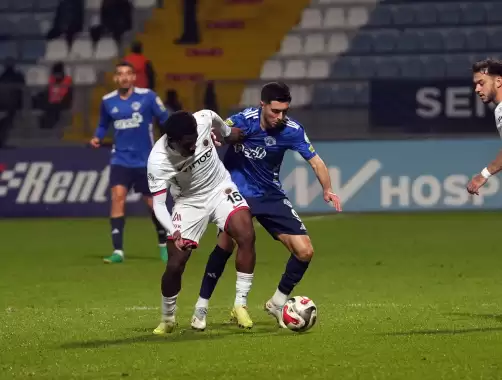 Kasımpaşa- Gençlerbirliği maçında gol sesi yok!