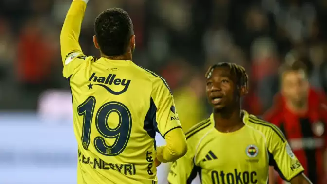 Fenerbahçe'ye Konyaspor maçı öncesinde şok haber! İki futbolcu kadroda olmayacak...