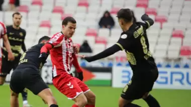 Sivasspor - Çorum FK maçında kazanan çıkmadı!
