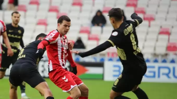 Sivasspor - Çorum FK maçında kazanan çıkmadı!