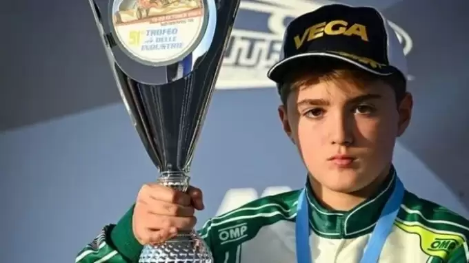 Alp Aksoy, Formula Trophy'de şampiyon