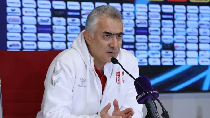 Mehmet Altıparmak: "Hakem formsuzdu ve kötü maç yönetti"