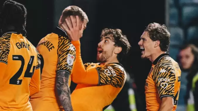 Hull City adım adım Premier Lig'e!