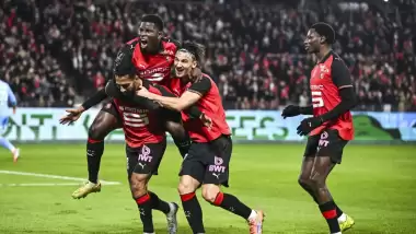 Rennes'ten muhteşem geri dönüş! 9 dakikada...