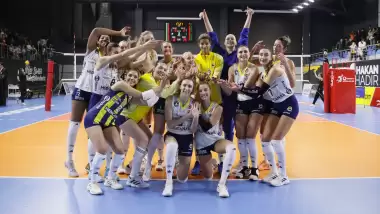 Fenerbahçe Medicana set vermeden kazandı!