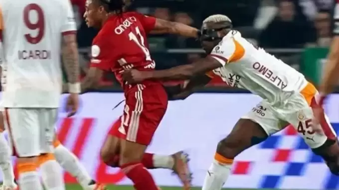 Antalyaspor- Galatasaray maçında bilerek sarı kart iddiası!