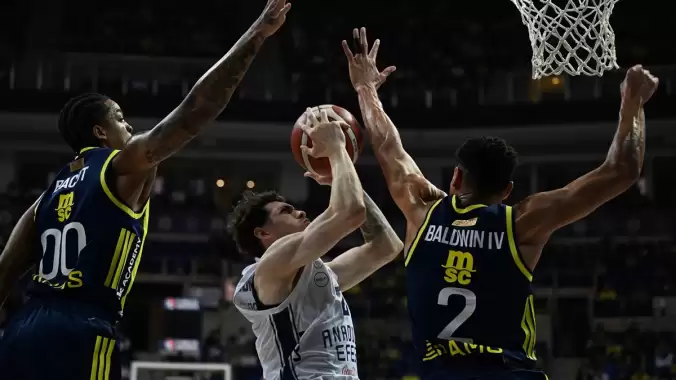 Dev derbide kazanan Fenerbahçe Beko oldu: Şehmus Hazer'den kariyer rekoru!