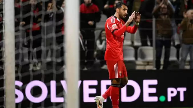 Pavlidis, Mourinho'yu ayağa kaldırdı!