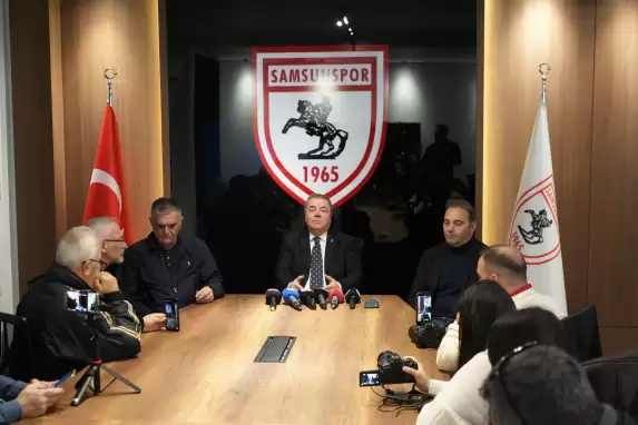 Samsunspor yönetimi, 'sözde taraftarlar'dan şikayetçi: "Makyajlı Samsunlular"