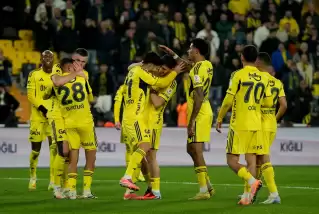 Fenerbahçe 16 haftadır yenilmiyor! Süper Lig’de tek namağlup