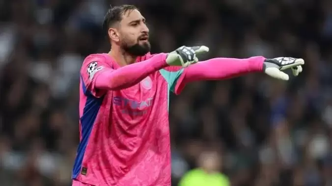 FIFA yılın kalecisi Donnarumma oldu!