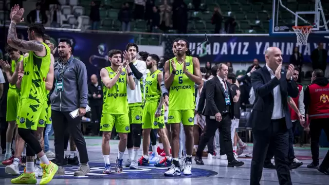 Tofaş, Alex Perez'in triple-double"ı kaçırdığı maçta galip geldi