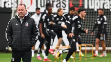 Beşiktaş'ta Svensson ve Jurasek'in ardından bileti kesilen 3. isim belli oldu