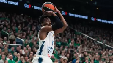 Anadolu Efes yeni hocası ile Litvanya deplasmanında patladı!