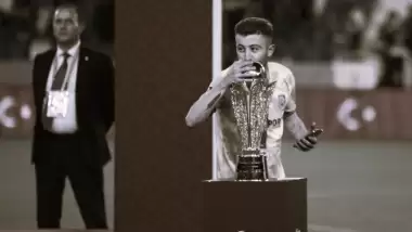 İzmit'te silahlı kavga! Futbolcu ağır yaralandı...